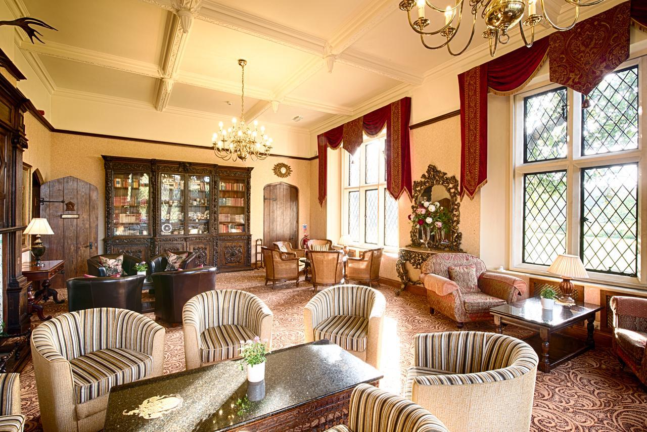 הנסול Miskin Manor Hotel מראה חיצוני תמונה