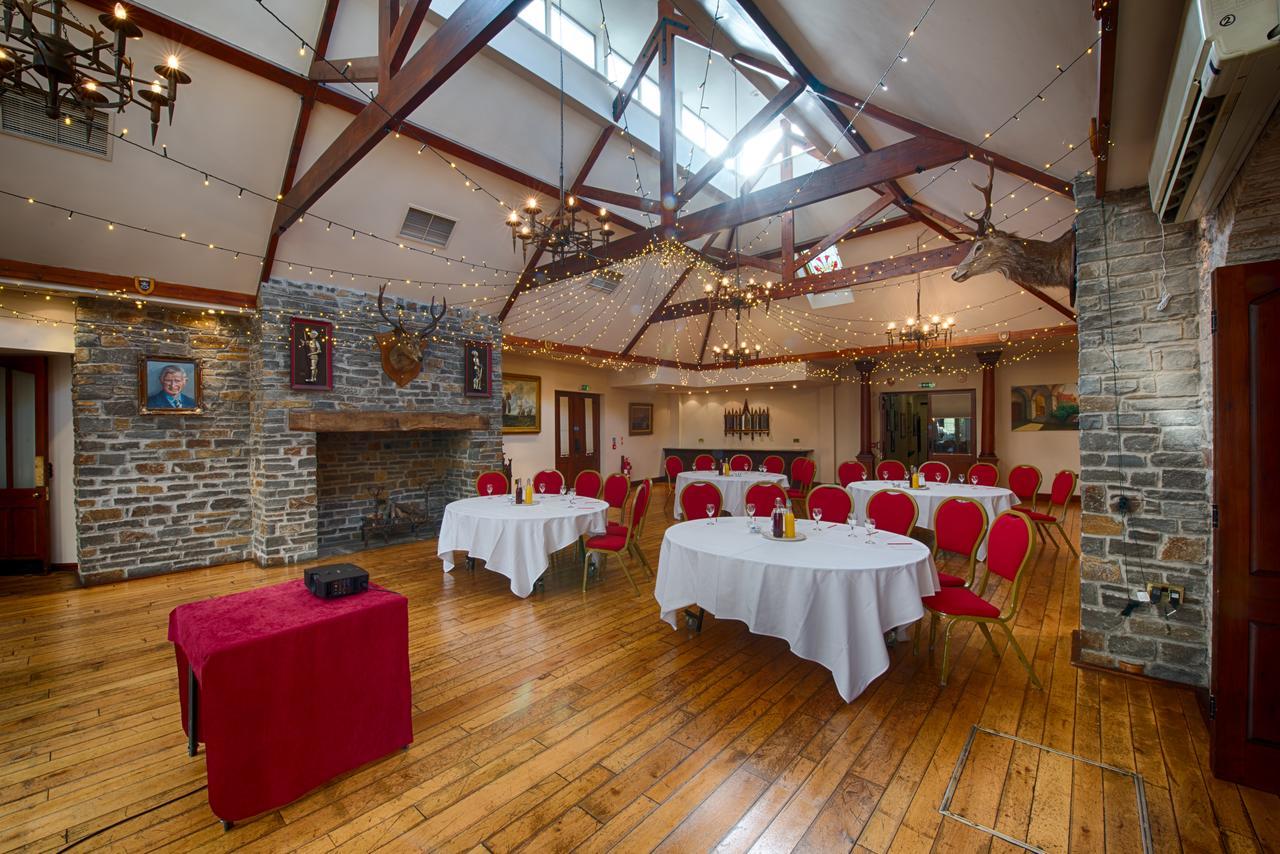 הנסול Miskin Manor Hotel מראה חיצוני תמונה