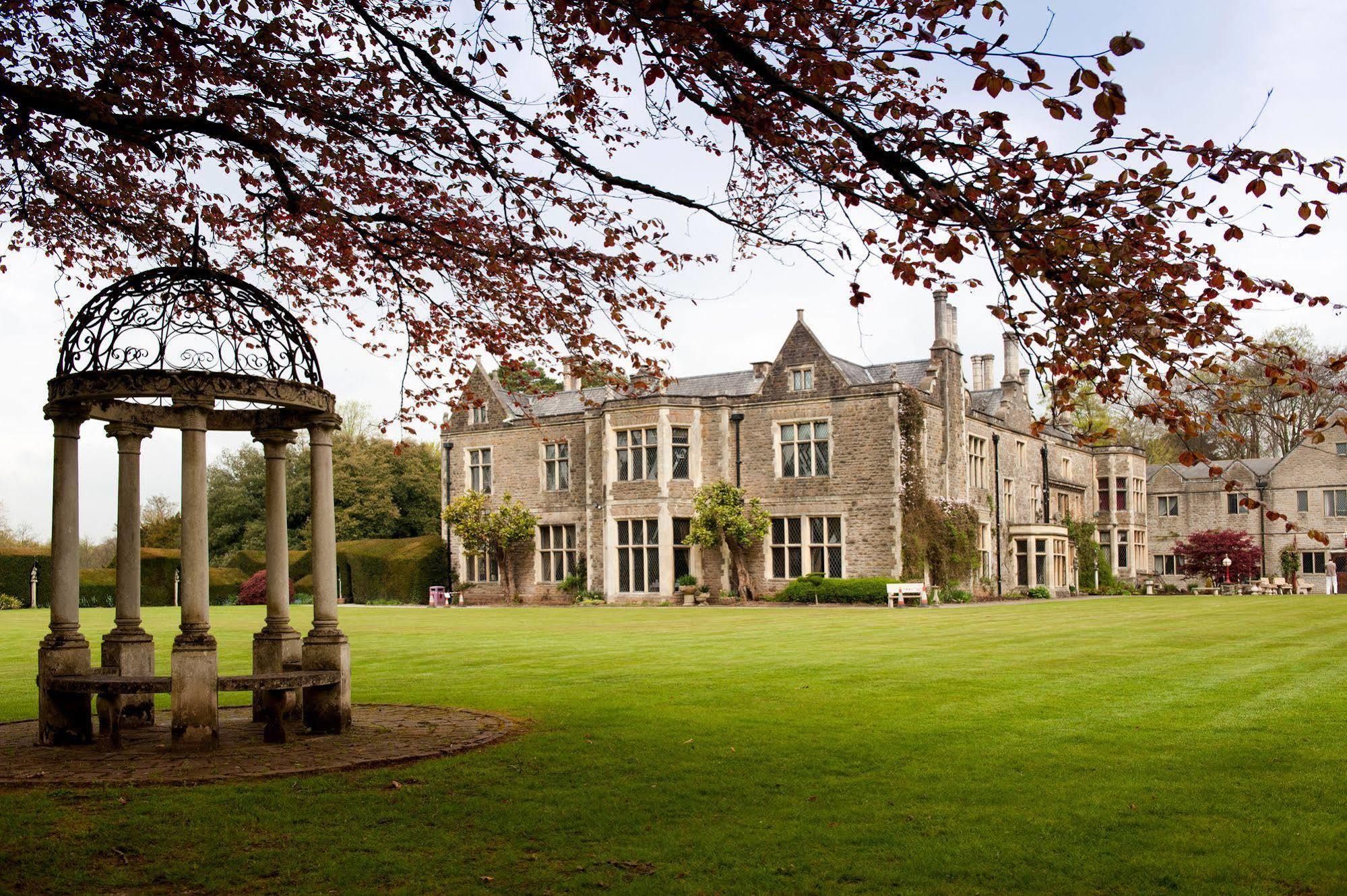 הנסול Miskin Manor Hotel מראה חיצוני תמונה