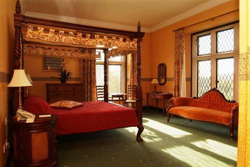 הנסול Miskin Manor Hotel מראה חיצוני תמונה