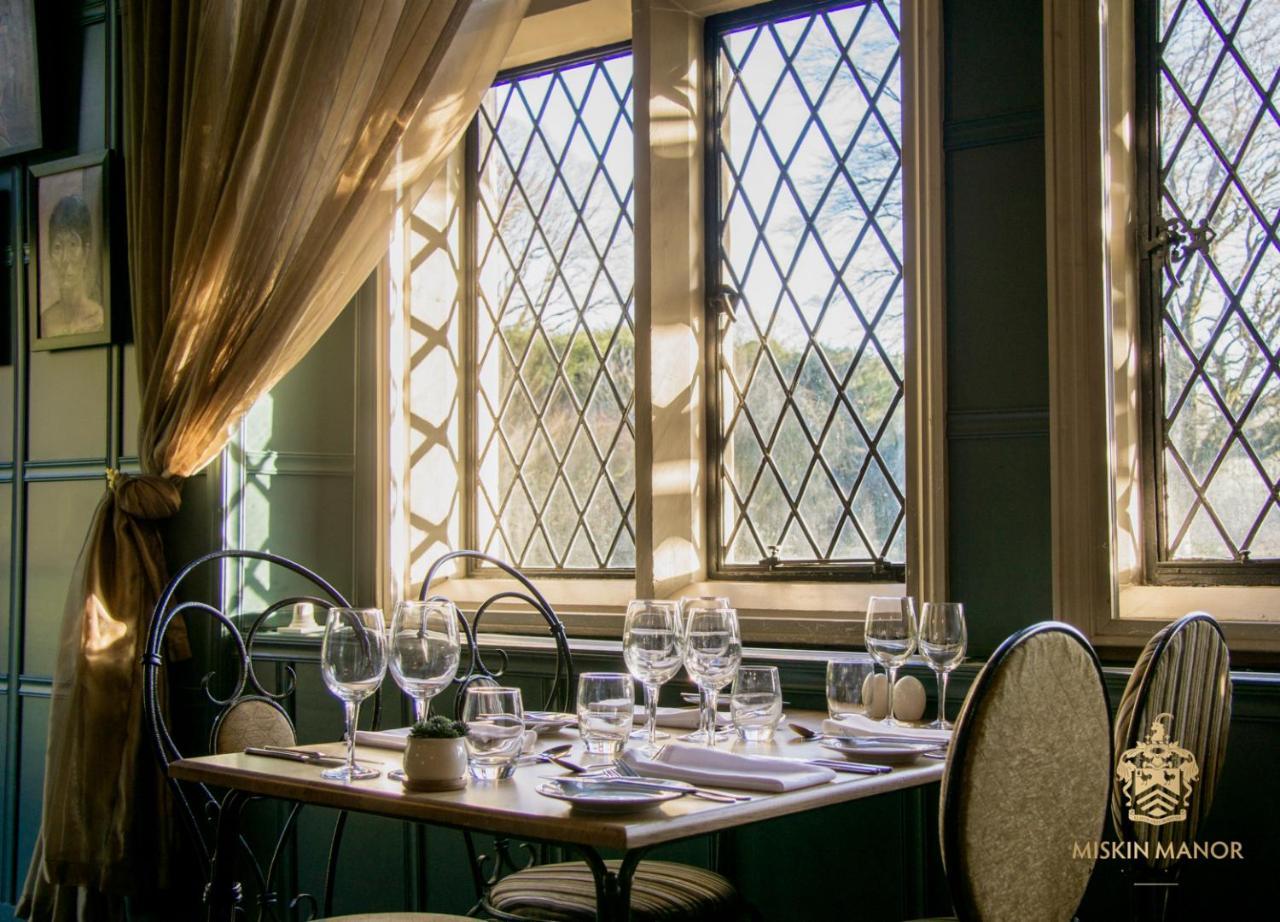 הנסול Miskin Manor Hotel מראה חיצוני תמונה